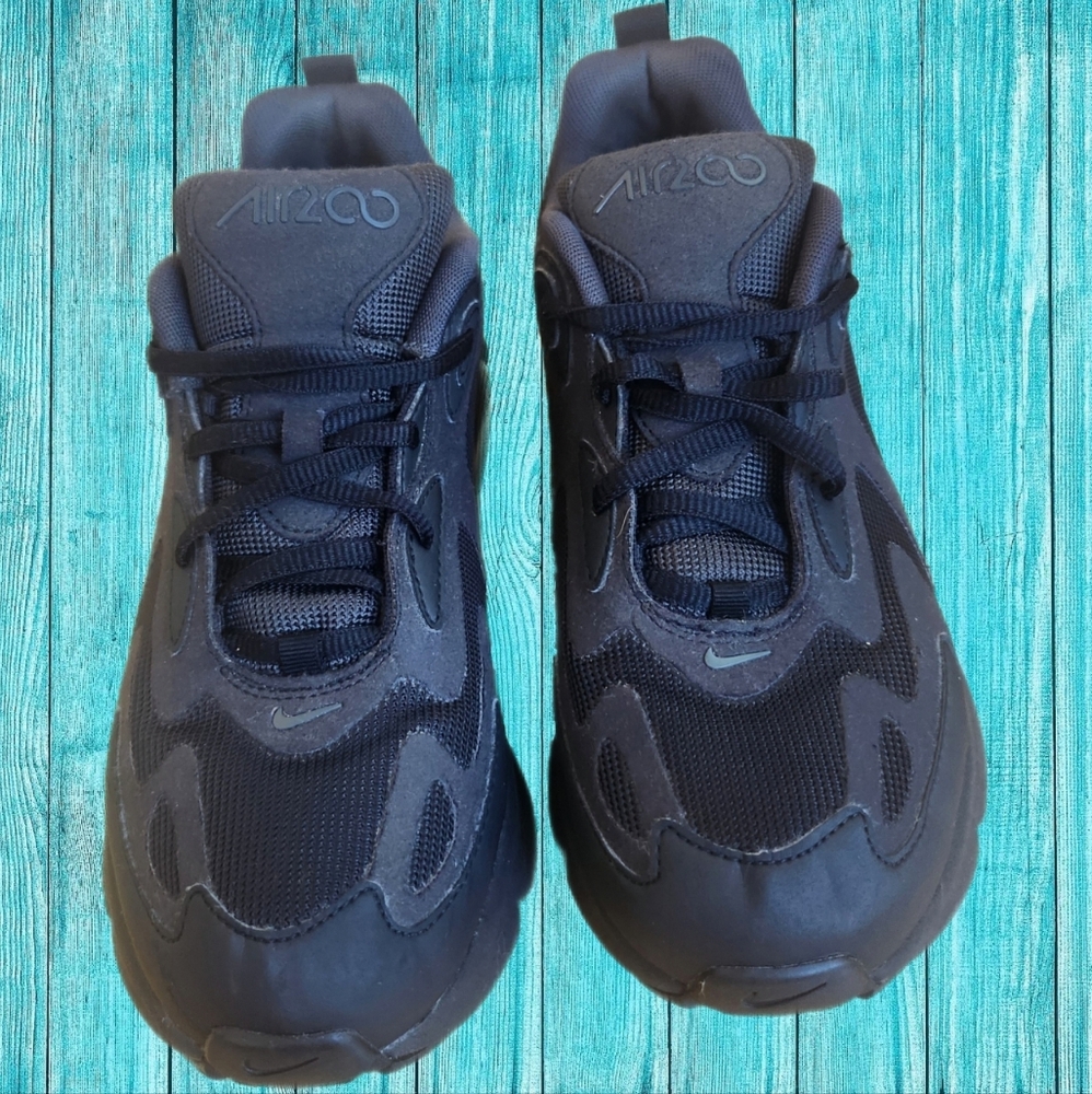 "HOST PICK" NIKE AIR MAX 200 TRIPLE BLACK YOUTH ATHLETIC SNEAKERS SIZE 6Y - Picture 2 of 9